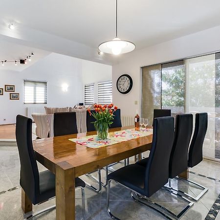 Kuca Za Odmor Kuzmanic Villa Kastela Dış mekan fotoğraf