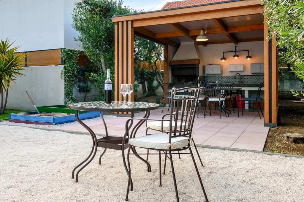Kuca Za Odmor Kuzmanic Villa Kastela Dış mekan fotoğraf